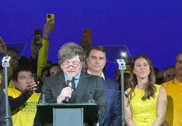 Após ofensas de Milei a Lula, Itamaraty chama embaixador para consulta