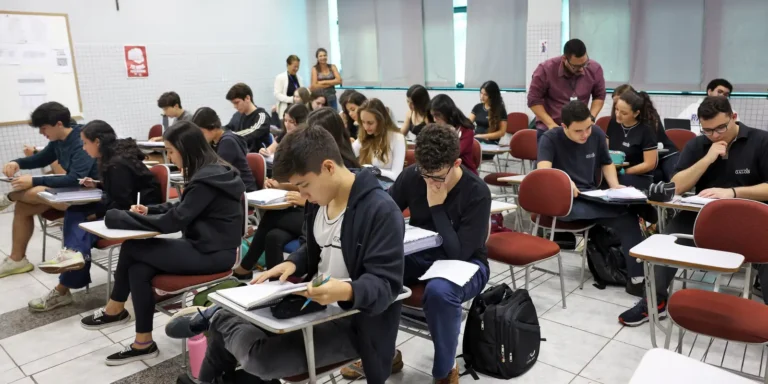 Alunos do Prouni podem solicitar bolsa permanência de R$ 700 por mês