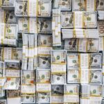 Dólar cai a R$ 5,14 com alívio no mercado externo