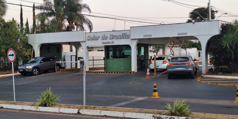 Moraes autoriza Bolsonaro a sair da prisão domiciliar para dentista