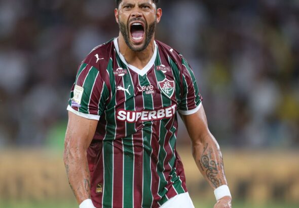 Fluminense vira sobre o Remo e se mantém firme no G-4 do Brasileirão