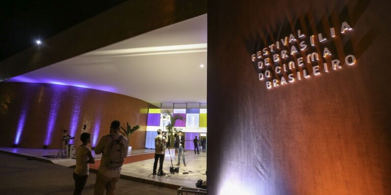 GDF cancela festival de cinema de Brasília; classe artística repudia