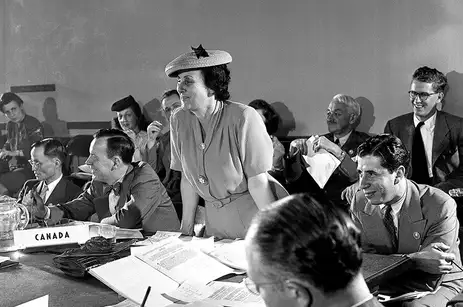 Brasília - DF - 30/07/2026 - Conquista do voto feminino no Brasil resistiu à misoginia histórica. (Bertha Lutz na conferência de fundação da ONU, em 1945: diplomata e cientista também lutou pelo voto feminino. Foto: Acervo Arquivo Nacional
