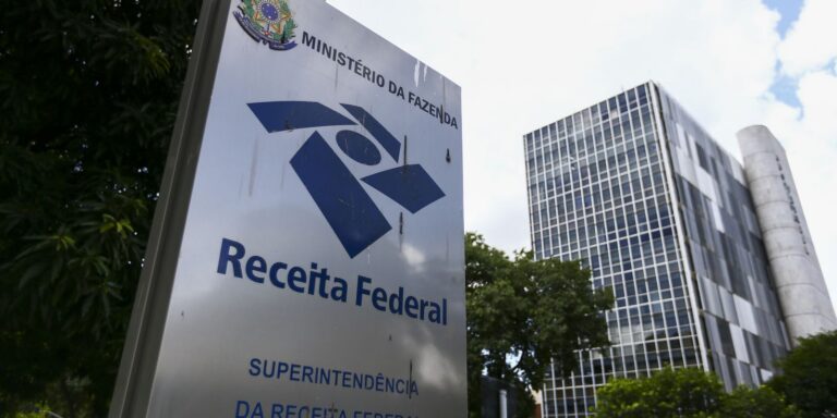 Receita arrecada R$ 3,1 bilhões com IR sobre dividendos