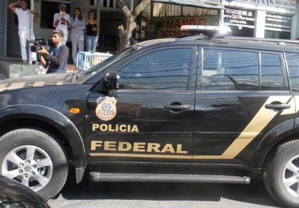 Cláudio Castro é alvo da segunda fase da Operação Sem Refino