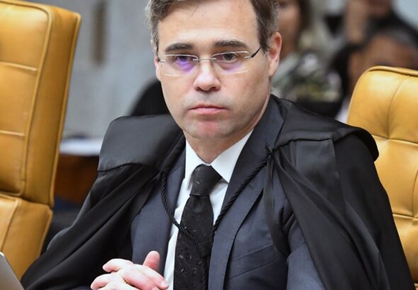 Mendonça cita risco às investigações com dados de celular de Vorcaro