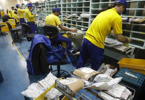 Greve nos Correios: TST determina manutenção de 80% do efetivo