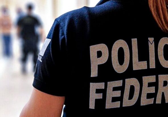 PF faz operação contra fraudes no registro de armas de colecionadores