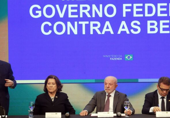 Bets que continuarem no ar após prazo serão bloqueadas, diz Durigan