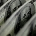 Dólar sobe 8,21%, e bolsa cai 13,88% após reeleição de Lula
