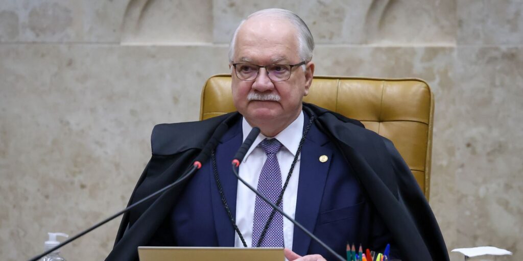 Fachin defende democracia e livre escolha dos eleitores