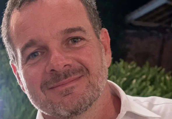Juiz é encontrado morto dentro de veículo em chamas no interior de SP