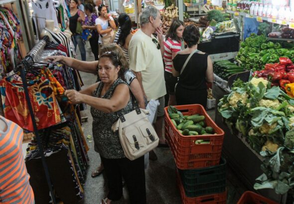 Cortes em auxílios sociais podem gerar retração em cidades do interior