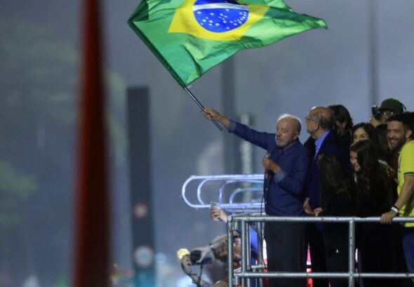 Líderes estrangeiros reconhecem vitória e parabenizam Lula
