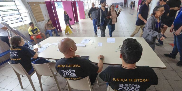 Em SP, 80% das urnas estavam encerradas quando votação foi prorrogada