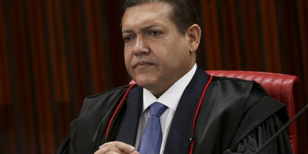 Decisão de Nunes Marques recoloca Deltan na disputa pelo Senado no PR