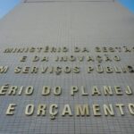 Governo libera R$ 5,2 bilhões para reforçar assistência social e saúde